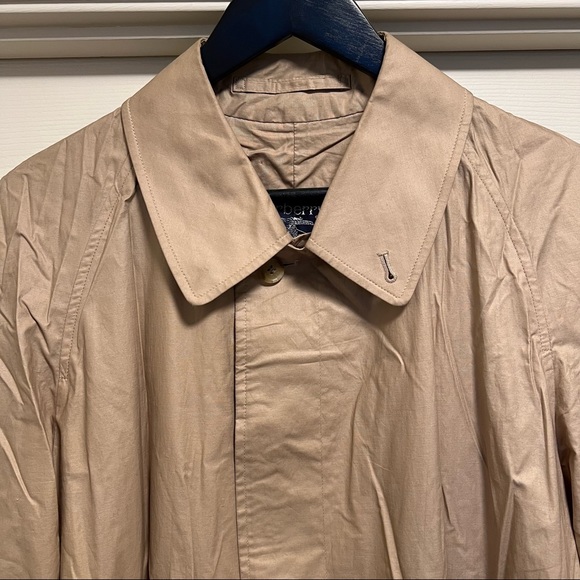 Vintage Burberry Traveller Trench - Picture 4 of 10